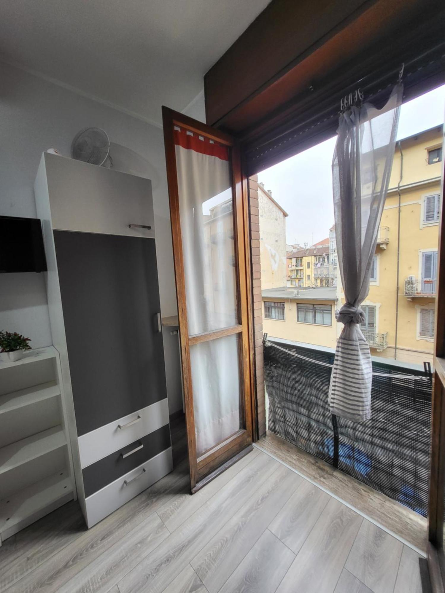 La Casa Di Denis Turin
